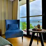 Bosphorus מלון 4*
