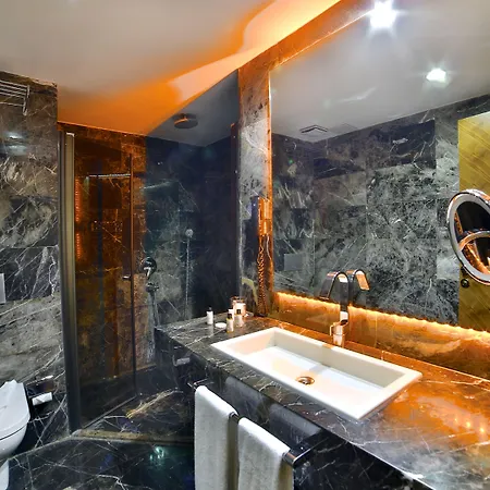Hotel Bosphorus 4*