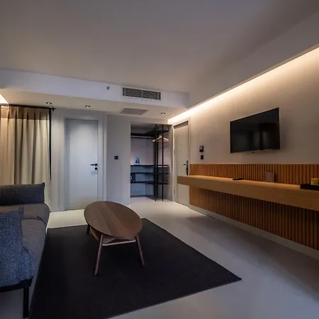 Bosphorus Hotel 4*