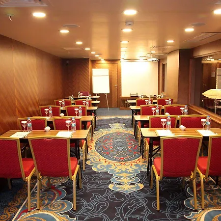 Bosphorus Hotel 4*