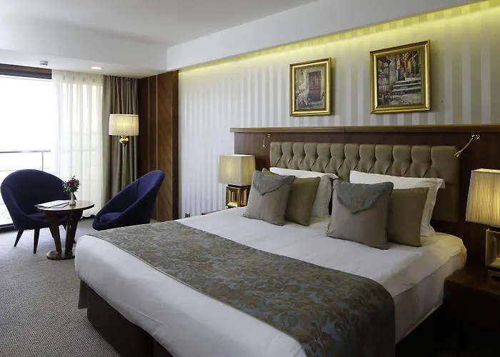 Bosphorus Hotel 4*