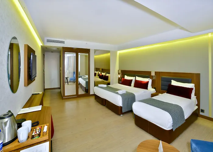 Bosphorus Hotel 4*