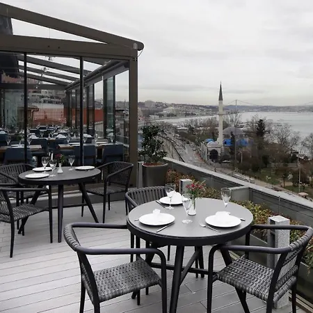 Bosphorus Hotel